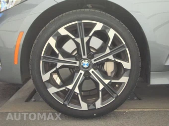2026 BMW 3 Series Sedan 330i NA - miniatura 9