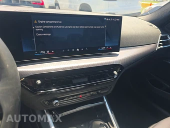 2026 BMW 3 Series Sedan 330i NA - miniatura 17
