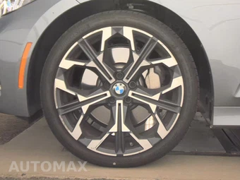 2026 BMW 3 Series Sedan 330i NA - miniatura 9