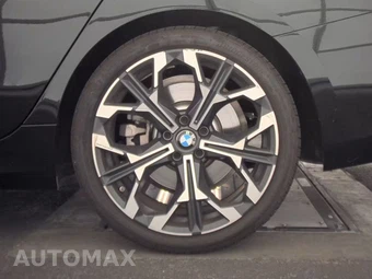 2026 BMW 3 Series Sedan 330i NA - miniatura 12