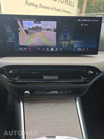 2026 BMW 3 Series Sedan 330i NA - miniatura 27