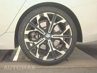 2026 BMW 3 Series Sedan 330i NA - miniatura 12