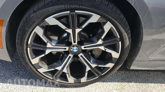 2026 BMW 3 Series Sedan 330i NA - miniatura 28