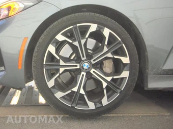 2026 BMW 3 Series Sedan 330i NA - miniatura 9