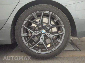 2026 BMW 3 Series Sedan 330i NA - miniatura 12