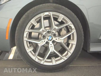 2026 BMW 3 Series Sedan 330i NA - miniatura 9