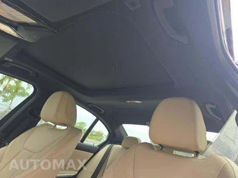 2026 BMW 3 Series Sedan 330i NA - miniatura 12