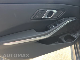 2026 BMW 3 Series Sedan 330i NA - miniatura 15