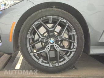 2026 BMW 3 Series Sedan 330i NA - miniatura 9