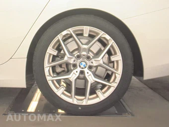 2026 BMW 3 Series Sedan 330i NA - miniatura 12