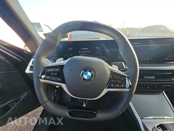 2026 BMW 3 Series Sedan 330i NA - miniatura 10