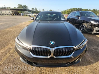 2026 BMW 3 Series Sedan 330i NA - miniatura 2