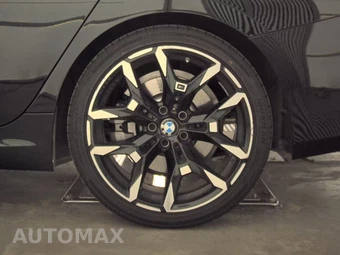 2026 BMW 3 Series Sedan 330i NA M SPORT LINE - miniatura 12
