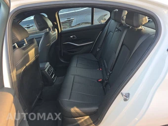 2026 BMW 3 Series Sedan 330i NA M SPORT LINE - miniatura 19