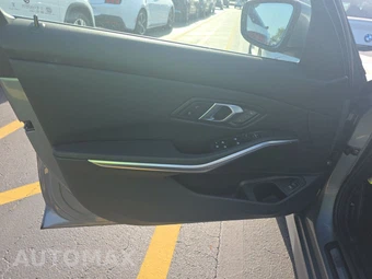 2026 BMW 3 Series Sedan 330i xDrive NA - miniatura 15