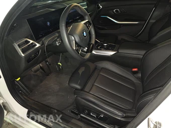2026 BMW 3 Series Sedan 330i xDrive NA - miniatura 13