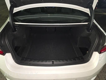 2026 BMW 3 Series Sedan 330i xDrive NA - miniatura 23