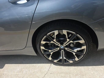 2026 BMW 3 Series Sedan 330i xDrive NA - miniatura 11