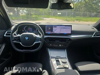2026 BMW 3 Series Sedan 330i xDrive NA - miniatura 14