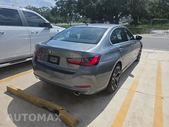 2026 BMW 3 Series Sedan 330i xDrive NA - miniatura 4