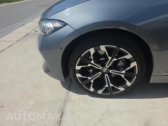 2026 BMW 3 Series Sedan 330i xDrive NA - miniatura 8