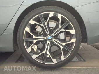 2026 BMW 3 Series Sedan 330i xDrive NA - miniatura 12