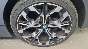 2026 BMW 3 Series Sedan 330i xDrive NA - miniatura 23