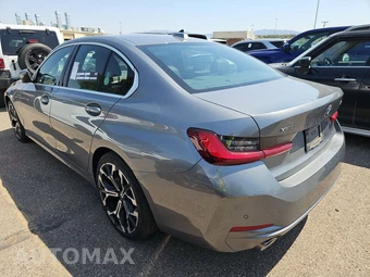 2026 BMW 3 Series Sedan 330i xDrive NA - miniatura 6