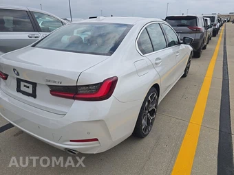 2026 BMW 3 Series Sedan 330i xDrive NA - miniatura 4