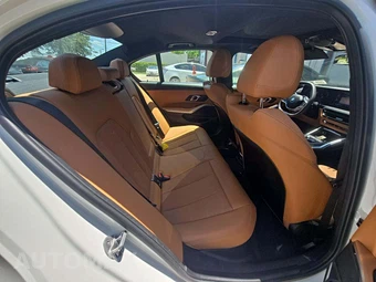 2026 BMW 3 Series Sedan 330i xDrive NA - miniatura 13