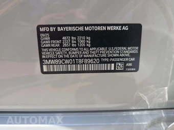 2026 BMW 3 Series Sedan 330i xDrive NA - miniatura 2