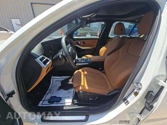 2026 BMW 3 Series Sedan 330i xDrive NA - miniatura 3