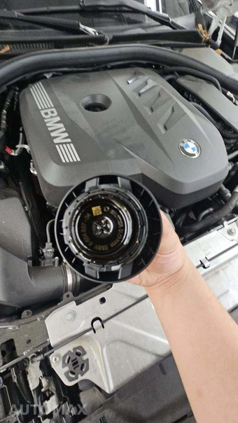 2026 BMW 3 Series Sedan 330i xDrive NA - miniatura 24