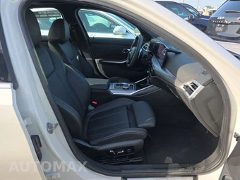 2026 BMW 3 Series Sedan 330i xDrive NA - miniatura 8