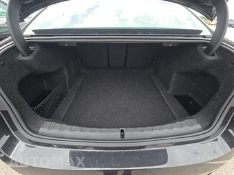 2026 BMW 3 Series Sedan 330i xDrive NA - miniatura 23