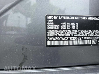 2026 BMW 3 Series Sedan 330i xDrive NA - miniatura 2