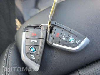 2026 BMW 3 Series Sedan 330i xDrive NA - miniatura 5