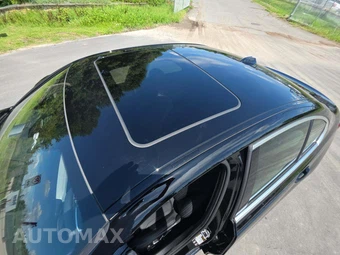 2026 BMW 3 Series Sedan 330i xDrive NA - miniatura 9