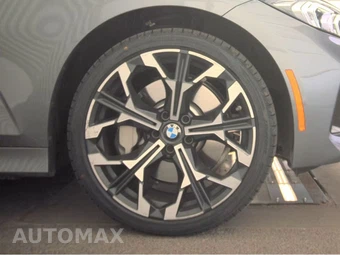 2026 BMW 3 Series Sedan 330i xDrive NA - miniatura 10