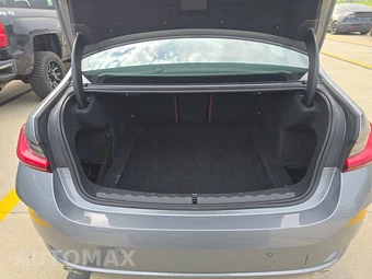 2026 BMW 3 Series Sedan 330i xDrive NA - miniatura 23