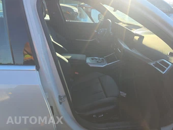 2026 BMW 3 Series Sedan 330i xDrive NA - miniatura 14