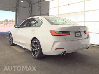 2026 BMW 3 Series Sedan 330i xDrive NA - miniatura 8