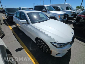 2026 BMW 3 Series Sedan 330i xDrive NA - miniatura 3