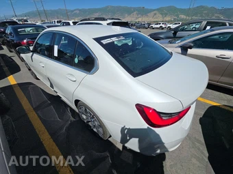2026 BMW 3 Series Sedan 330i xDrive NA - miniatura 6