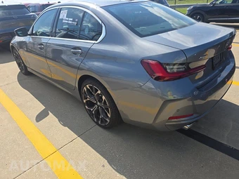 2026 BMW 3 Series Sedan 330i xDrive NA - miniatura 6