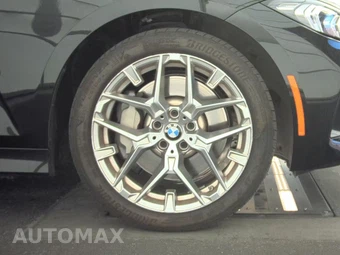 2026 BMW 3 Series Sedan 330i xDrive NA - miniatura 10