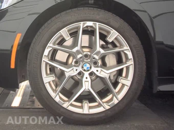 2026 BMW 3 Series Sedan 330i xDrive NA - miniatura 9