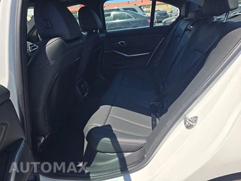 2026 BMW 3 Series Sedan 330i xDrive NA - miniatura 13