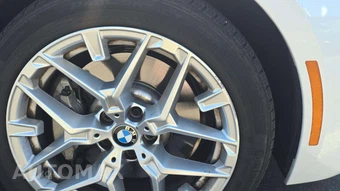 2026 BMW 3 Series Sedan 330i xDrive NA - miniatura 23