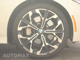 2026 BMW 3 Series Sedan 330i xDrive NA - miniatura 10